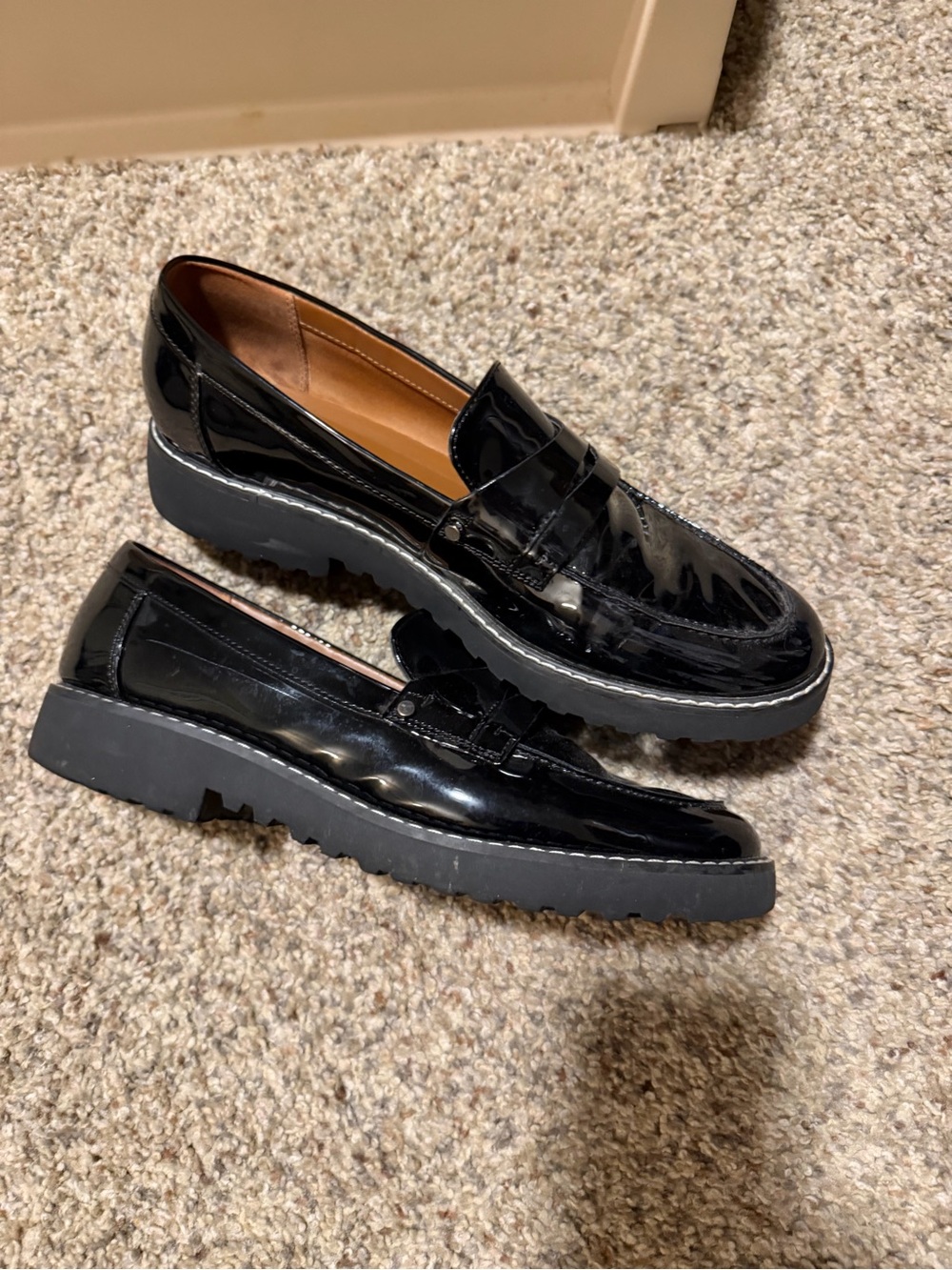 Women's Franco Sarto Black Patent Leather Penny Loafers size 9